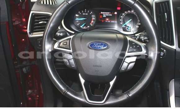 Comprar Usado Ford Edge Vermelho Carro em Luena em Moxico Comprar Usado Ford Edge Vermelho Carro em Luena em Moxico