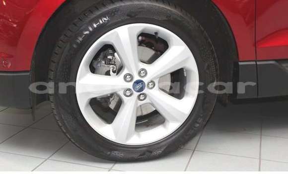 Comprar Usado Ford Edge Vermelho Carro em Luena em Moxico Comprar Usado Ford Edge Vermelho Carro em Luena em Moxico