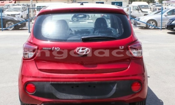 Buy Used Hyundai i10 Red Car in Luena in Moxico Buy Used Hyundai i10 Red Car in Luena in Moxico