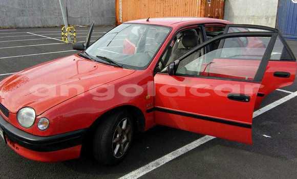 Comprar Usado Toyota Corolla Vermelho Carro em N'zeto em Zaire