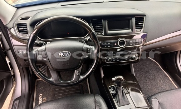 Buy Used Kia Cadenza Silver Car in Luena in Moxico Buy Used Kia Cadenza Silver Car in Luena in Moxico