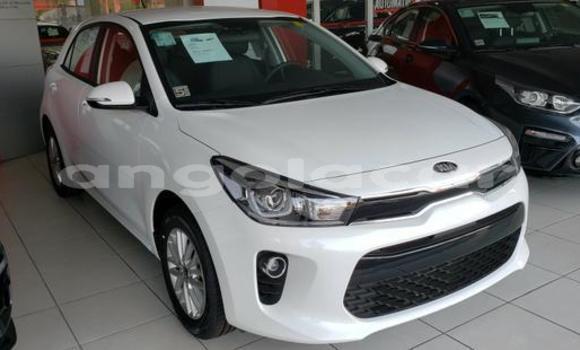Buy Used Kia rio White Car in Luena in Moxico Buy Used Kia rio White Car in Luena in Moxico