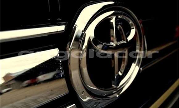 Acheter Occasion Voiture Toyota Land Cruiser Beige à Catabola, Bie Acheter Occasion Voiture Toyota Land Cruiser Beige à Catabola, Bie