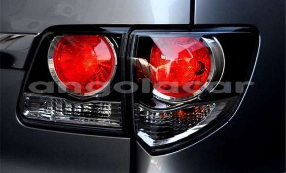 Acheter Occasion Voiture Toyota Fortuner Gris à Lubango, Huila Acheter Occasion Voiture Toyota Fortuner Gris à Lubango, Huila