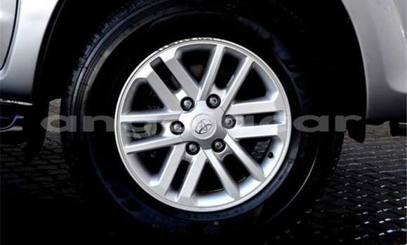 Acheter Occasion Voiture Toyota Fortuner Gris à Lubango, Huila Acheter Occasion Voiture Toyota Fortuner Gris à Lubango, Huila