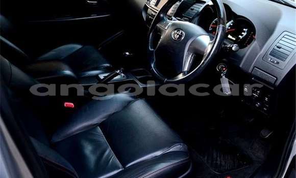 Acheter Occasion Voiture Toyota Fortuner Gris à Lubango, Huila Acheter Occasion Voiture Toyota Fortuner Gris à Lubango, Huila