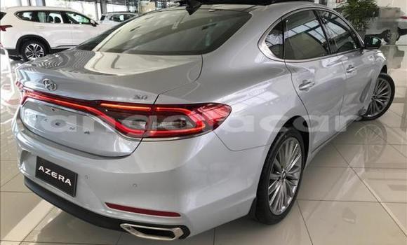 Buy Used Hyundai Azera Silver Car in Luena in Moxico Buy Used Hyundai Azera Silver Car in Luena in Moxico