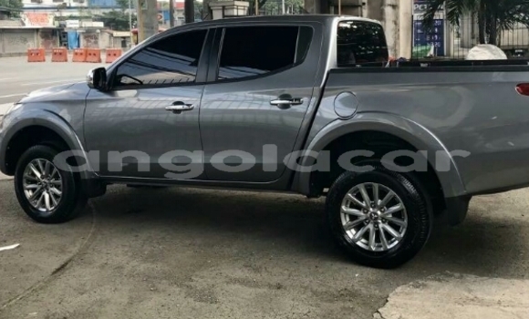 Buy Used Mitsubishi L200 Black Car in N'zeto in Zaire Buy Used Mitsubishi L200 Black Car in N'zeto in Zaire