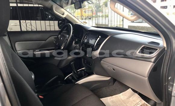 Acheter Occasion Voiture Mitsubishi L200 Noir à N'zeto, Zaïre Acheter Occasion Voiture Mitsubishi L200 Noir à N'zeto, Zaïre