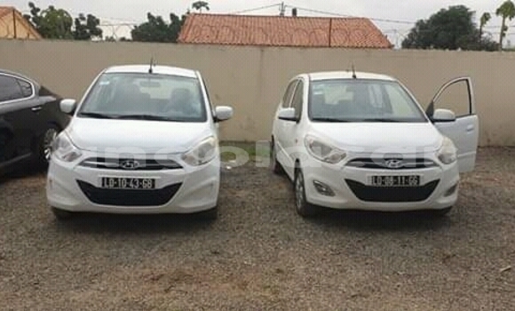 Comprar Usado Hyundai i10 Branco Carro em N'zeto em Zaire Comprar Usado Hyundai i10 Branco Carro em N'zeto em Zaire