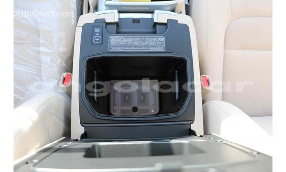 Acheter Import Voiture Toyota Land Cruiser Noir à Import - Dubai, Province de Bengo Acheter Import Voiture Toyota Land Cruiser Noir à Import - Dubai, Province de Bengo