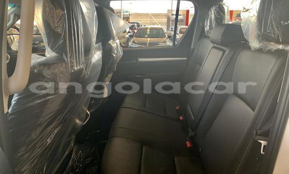 Acheter Neuf Voiture Toyota Hilux Blanc à Luena, Moxico Acheter Neuf Voiture Toyota Hilux Blanc à Luena, Moxico