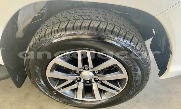 Acheter Neuf Voiture Toyota Hilux Blanc à Luena, Moxico Acheter Neuf Voiture Toyota Hilux Blanc à Luena, Moxico