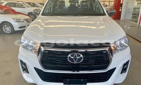Acheter Neuf Voiture Toyota Hilux Blanc à Luena, Moxico Acheter Neuf Voiture Toyota Hilux Blanc à Luena, Moxico