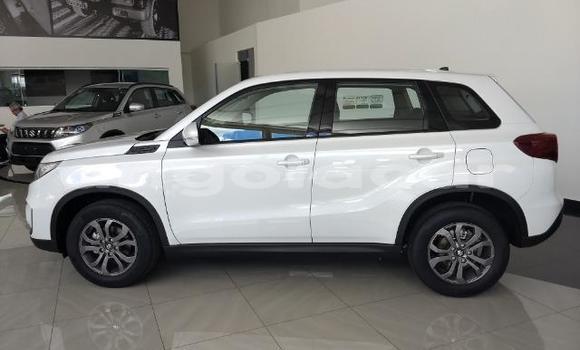 Acheter Neuf Voiture Suzuki Vitara Blanc à Luena, Moxico Acheter Neuf Voiture Suzuki Vitara Blanc à Luena, Moxico