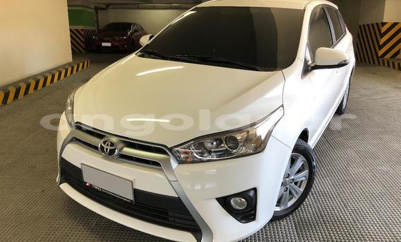 Comprar Usado Toyota Yaris Branco Carro em Luena em Moxico Comprar Usado Toyota Yaris Branco Carro em Luena em Moxico