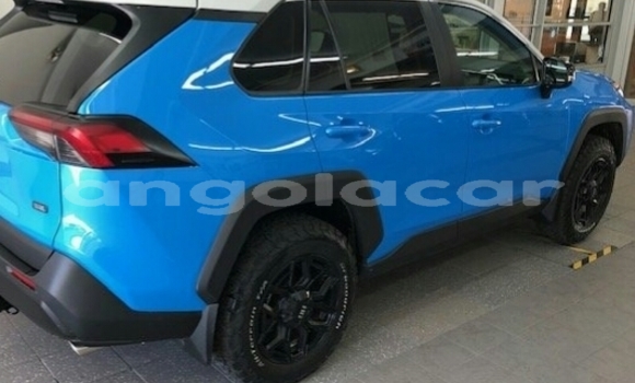 Buy Used Toyota RAV4 Blue Car in Luena in Moxico Buy Used Toyota RAV4 Blue Car in Luena in Moxico