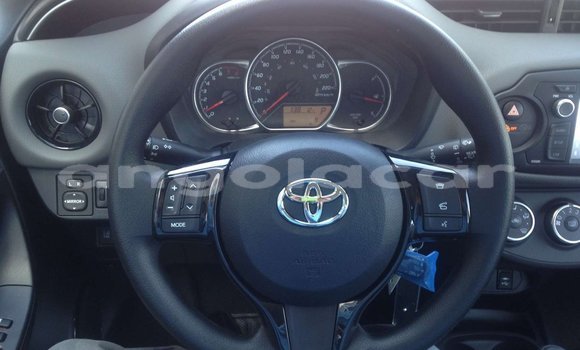 Comprar Novo Toyota Yaris Azul Carro em Luena em Moxico Comprar Novo Toyota Yaris Azul Carro em Luena em Moxico