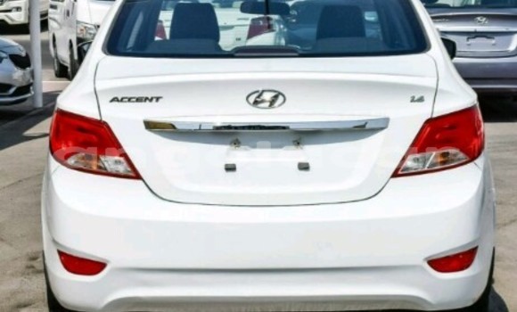 Buy Used Hyundai Accent White Car in Luanda in Luanda Province Buy Used Hyundai Accent White Car in Luanda in Luanda Province