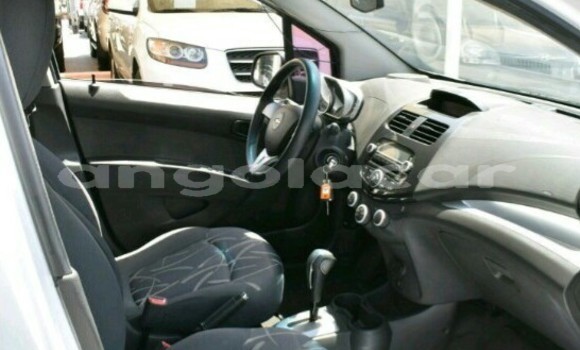 Buy Used Chevrolet spark White Car in Luanda in Luanda Province Buy Used Chevrolet spark White Car in Luanda in Luanda Province