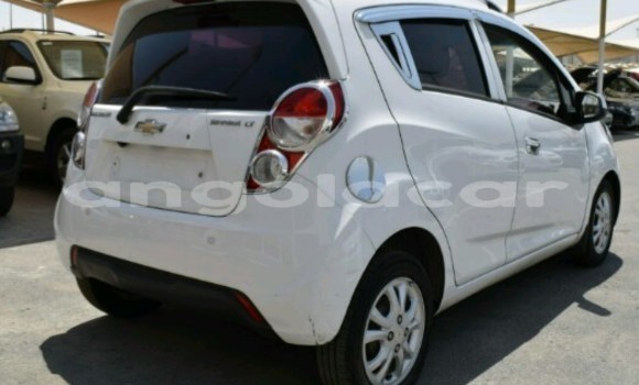 Buy Used Chevrolet spark White Car in Luanda in Luanda Province Buy Used Chevrolet spark White Car in Luanda in Luanda Province