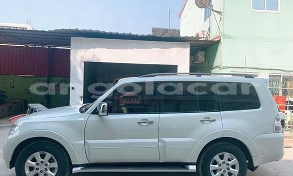 Comprar Novo Mitsubishi Pajero Sport Branco Carro em Luena em Moxico Comprar Novo Mitsubishi Pajero Sport Branco Carro em Luena em Moxico