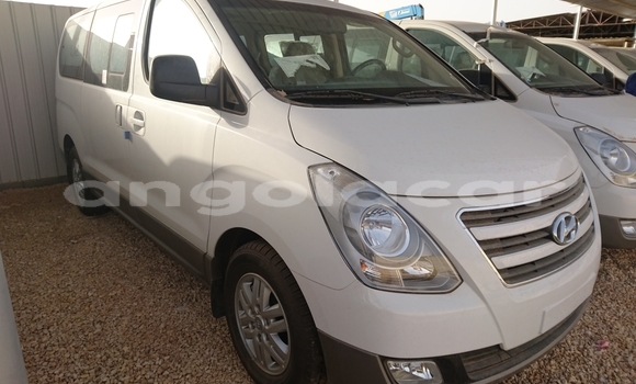 Comprar Novo Hyundai H1 Branco Carro em N'zeto em Zaire