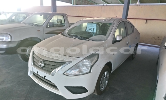Comprar Novo Nissan Sunny Branco Carro em N'zeto em Zaire Comprar Novo Nissan Sunny Branco Carro em N'zeto em Zaire