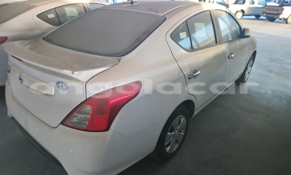 Comprar Novo Nissan Sunny Branco Carro em N'zeto em Zaire Comprar Novo Nissan Sunny Branco Carro em N'zeto em Zaire