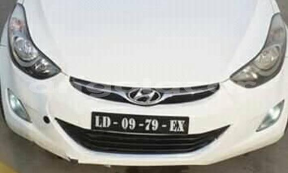 Buy Used Hyundai Elantra White Car in Luanda in Luanda Province Buy Used Hyundai Elantra White Car in Luanda in Luanda Province