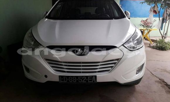 Acheter Occasion Voiture Hyundai Tucson Blanc à Luanda, Province de Luanda Acheter Occasion Voiture Hyundai Tucson Blanc à Luanda, Province de Luanda