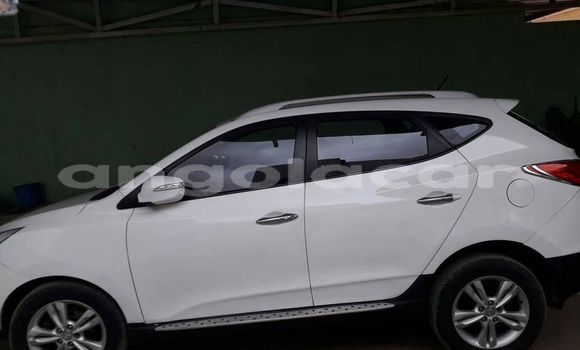 Acheter Occasion Voiture Hyundai Tucson Blanc à Luanda, Province de Luanda Acheter Occasion Voiture Hyundai Tucson Blanc à Luanda, Province de Luanda