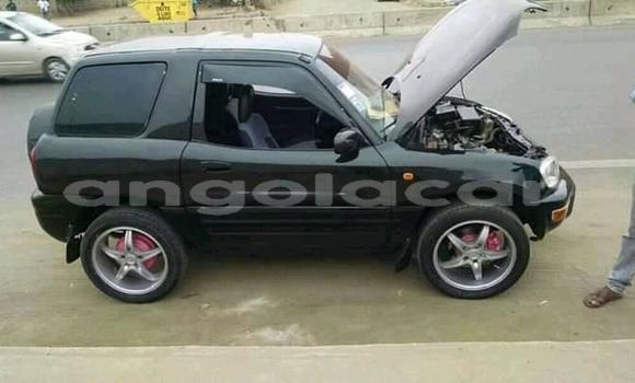 Acheter Occasion Voiture Toyota RAV4 Noir à Luanda, Province de Luanda Acheter Occasion Voiture Toyota RAV4 Noir à Luanda, Province de Luanda