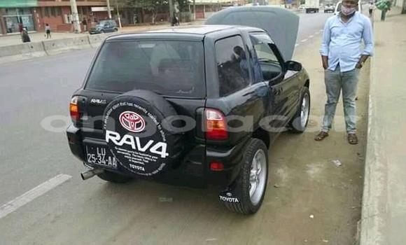 Acheter Occasion Voiture Toyota RAV4 Noir à Luanda, Province de Luanda Acheter Occasion Voiture Toyota RAV4 Noir à Luanda, Province de Luanda