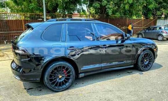 Comprar Usado Porsche Cayenne Azul Carro em Benguela em Benguela