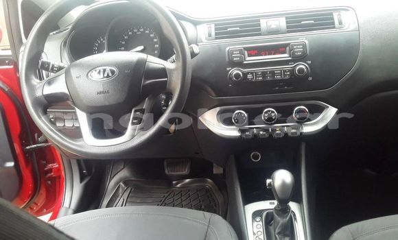 Acheter Occasion Voiture Kia rio Rouge à Luanda, Province de Luanda Acheter Occasion Voiture Kia rio Rouge à Luanda, Province de Luanda