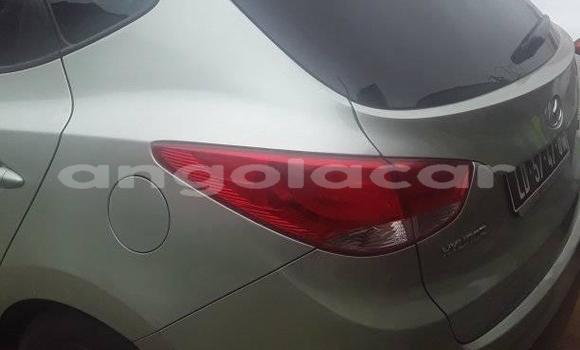 Buy Used Hyundai ix35 Silver Car in Luanda in Luanda Province Buy Used Hyundai ix35 Silver Car in Luanda in Luanda Province