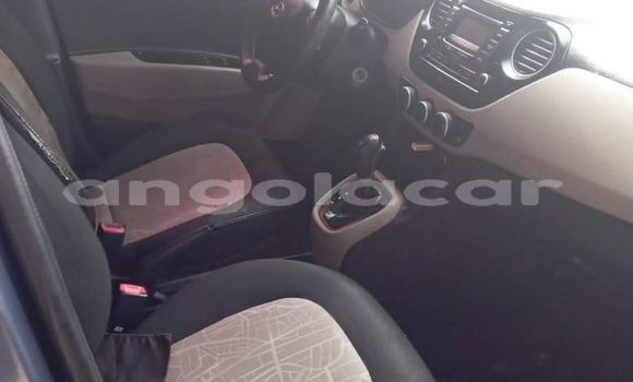 Buy Used Hyundai i10 Blue Car in Luanda in Luanda Province Buy Used Hyundai i10 Blue Car in Luanda in Luanda Province