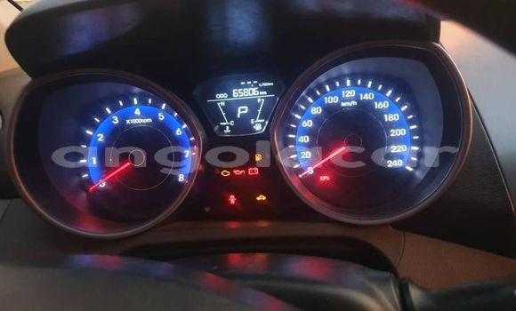 Buy Used Hyundai Elantra Silver Car in Luanda in Luanda Province Buy Used Hyundai Elantra Silver Car in Luanda in Luanda Province