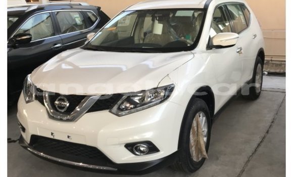 Comprar Novo Nissan X–Trail Branco Carro em Luena em Moxico Comprar Novo Nissan X–Trail Branco Carro em Luena em Moxico