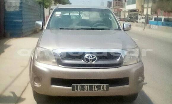 Comprar Usado Toyota Hilux Bege Carro em Benguela em Benguela Comprar Usado Toyota Hilux Bege Carro em Benguela em Benguela