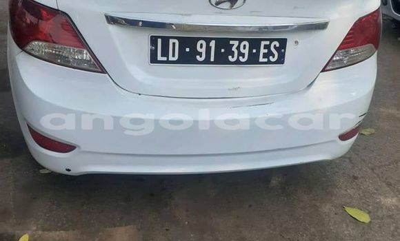 Buy Used Hyundai Accent White Car in Luanda in Luanda Province Buy Used Hyundai Accent White Car in Luanda in Luanda Province