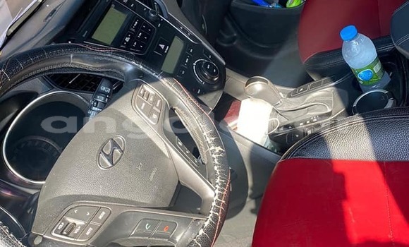 Acheter Occasion Voiture Hyundai Santa Fe Noir à Luanda, Province de Luanda Acheter Occasion Voiture Hyundai Santa Fe Noir à Luanda, Province de Luanda