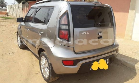Acheter Occasion Voiture Kia Soul Gris à Luanda, Province de Luanda Acheter Occasion Voiture Kia Soul Gris à Luanda, Province de Luanda