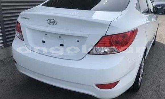Buy New Hyundai Accent White Car in Luena in Moxico Buy New Hyundai Accent White Car in Luena in Moxico