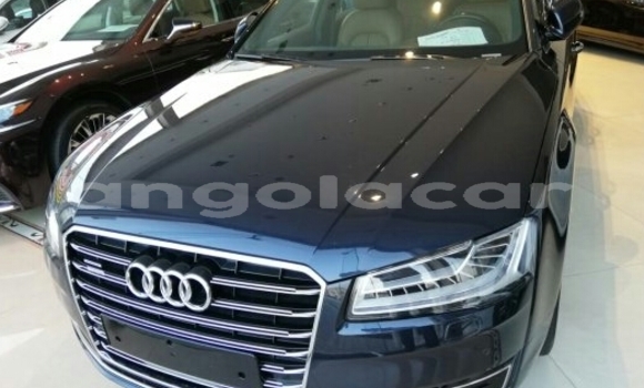 Comprar Usado Audi A8 Preto Carro em Luena em Moxico