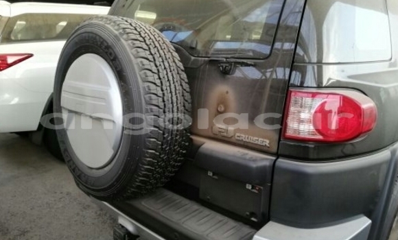 Acheter Occasion Voiture Toyota FJ Cruiser Noir à Luena, Moxico Acheter Occasion Voiture Toyota FJ Cruiser Noir à Luena, Moxico