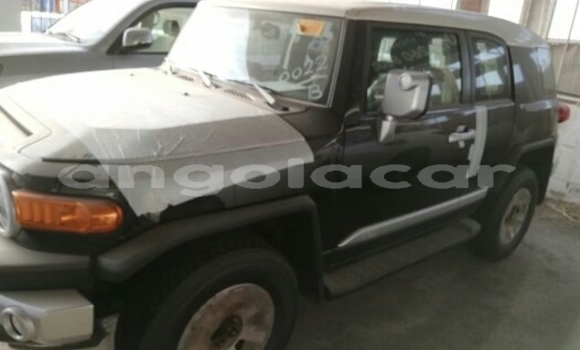 Acheter Occasion Voiture Toyota FJ Cruiser Noir à Luena, Moxico