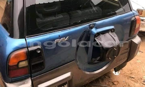 Comprar Usado Toyota RAV4 Azul Carro em Benguela em Benguela Comprar Usado Toyota RAV4 Azul Carro em Benguela em Benguela