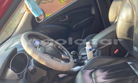 Comprar Usado Hyundai ix35 Vermelho Carro em Benguela em Benguela Comprar Usado Hyundai ix35 Vermelho Carro em Benguela em Benguela